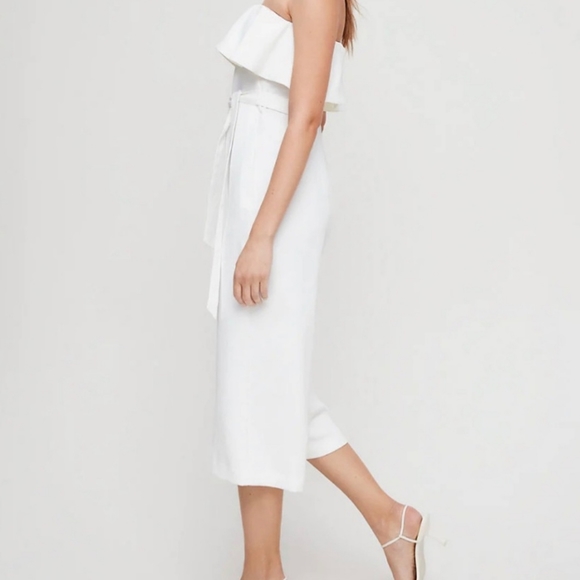 Aritzia Babaton Flutter Jumpsuit 8 - Picture 2 of 4